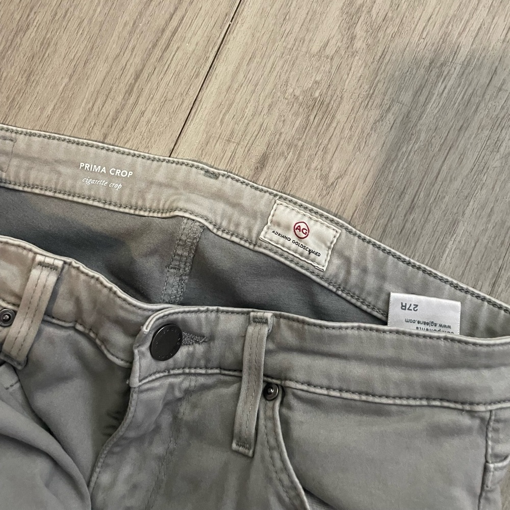 Jeans - Picture 2 of 3